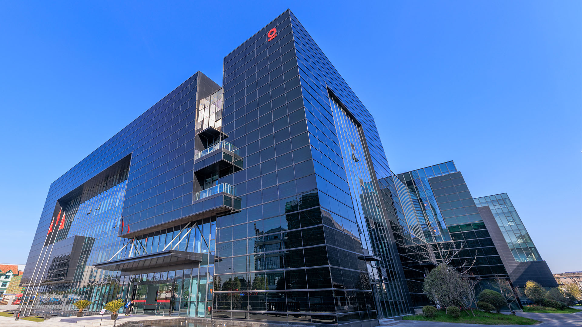 探寻产业新质生产力｜加快发展碲化镉光伏推动城市电力供给结构调整